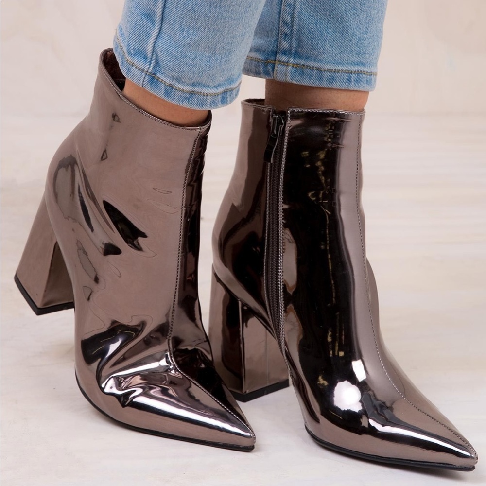 Therapy Alloy Boot- Gunmetal